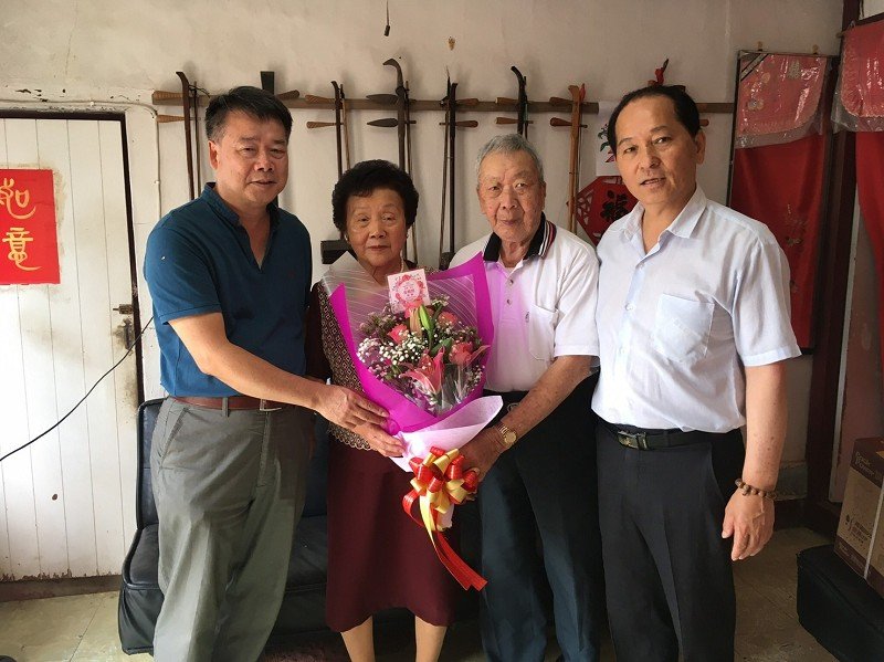 因應疫情,頭城鎮採到府祝賀模範母親