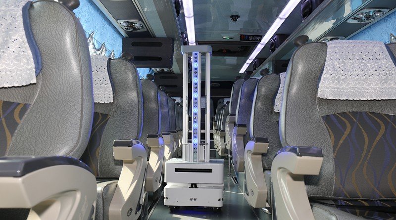 葛瑪蘭客運採用智能防疫消毒機器人，打造無菌乘車空間