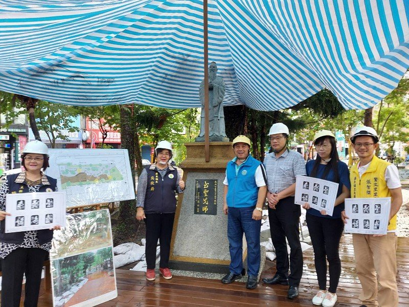 50年歷史孔子雕像矗立公正國小校園 串起新舊世代校友情感