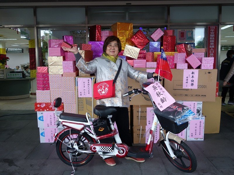 羅東鎮如期舉辦110年元旦升旗暨健行活動