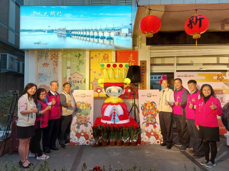 五結春節街景佈置「牛轉好運」添喜氣