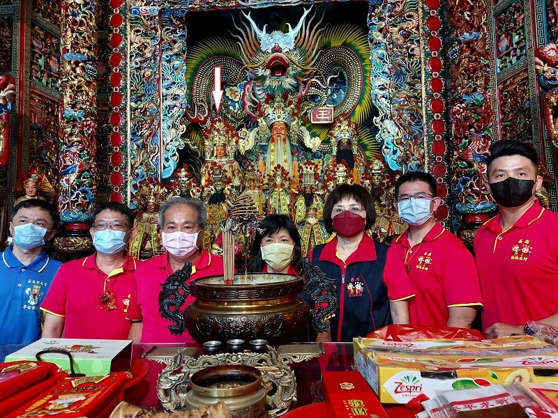 真神奇!岳崗福德太君陳鳳慈「尋親」四結福德廟鎮殿土地婆為「姑姑」