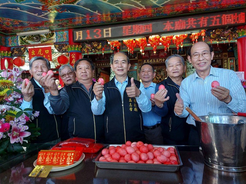 四結福德廟金土地公春節發百萬紅包