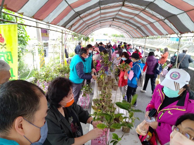 羅東鎮慶祝植樹節、農民節一起植樹、運動健走
