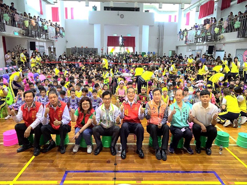 五結鄉立幼兒園「花漾馨情音樂饗宴」母親節賀禮