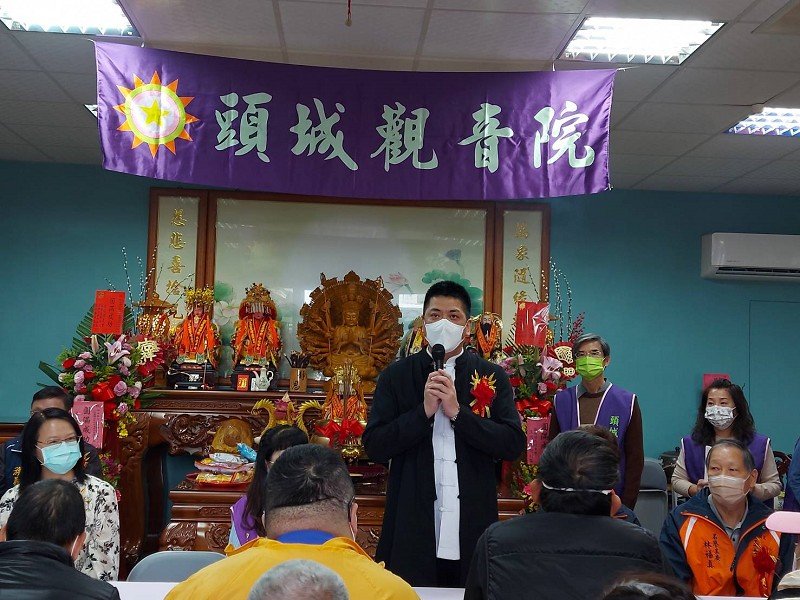頭城觀音院舉辦扶老助童活動,傳播愛與善