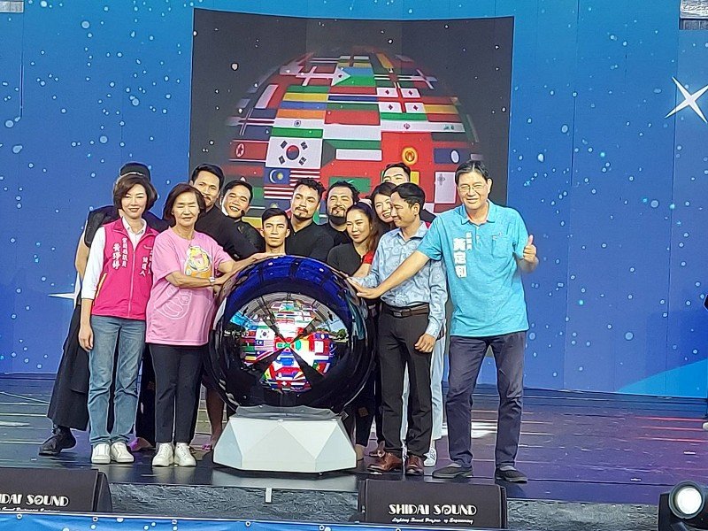 宜蘭童玩節國外團隊表演由柬埔寨法爾劇團打頭陣