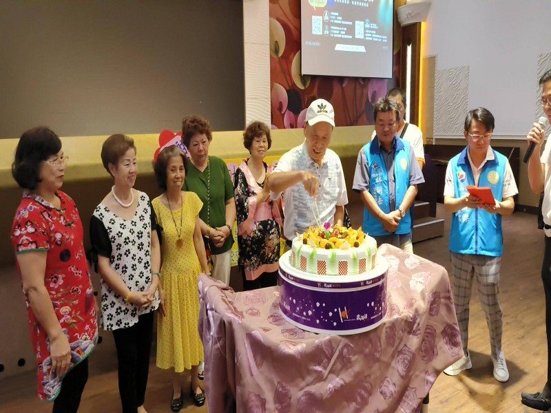 國際扶輪3490地區羅東東區扶輪社「父愛傳承．親情緊密」感恩餐會