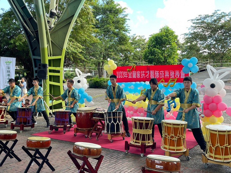 太鼓隊的開場表演