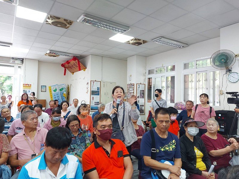 外澳福德宮至烏石港路段新闢自行車道工程因地方居民反彈，暫停施工