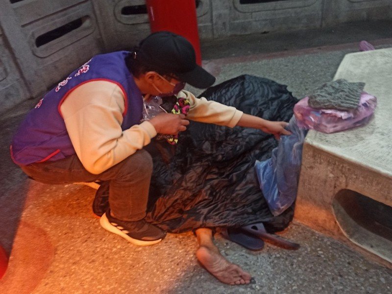 大陸冷氣團來襲,人安羅東站加強夜訪關懷街友