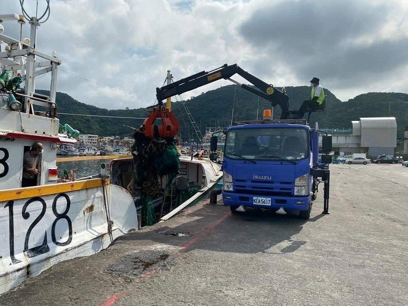 全國首座漁港廢棄網具整備曝曬處理場在南方澳