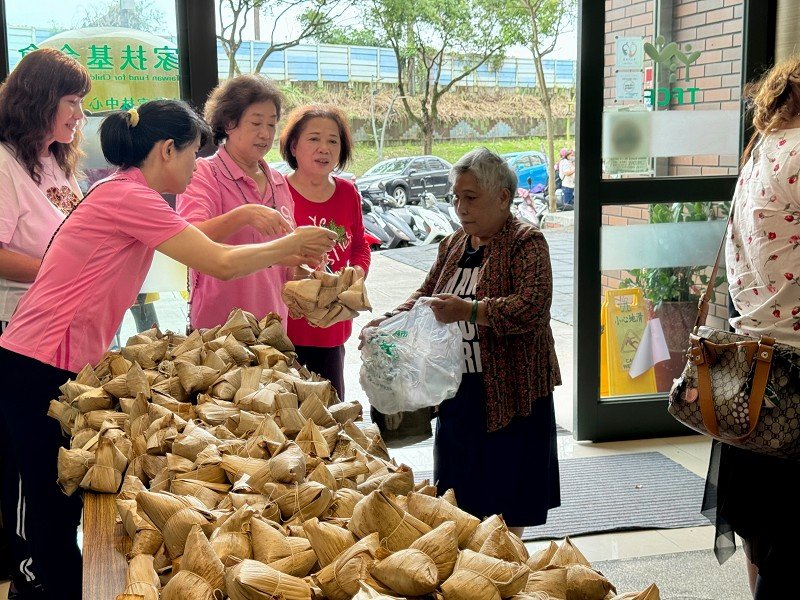 宜蘭家扶3000顆肉粽陪伴扶助家庭歡度端午
