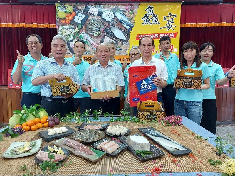 蘇澳區漁會推出中秋「鱻宴搶鮮集錦禮盒」,有優惠哦!