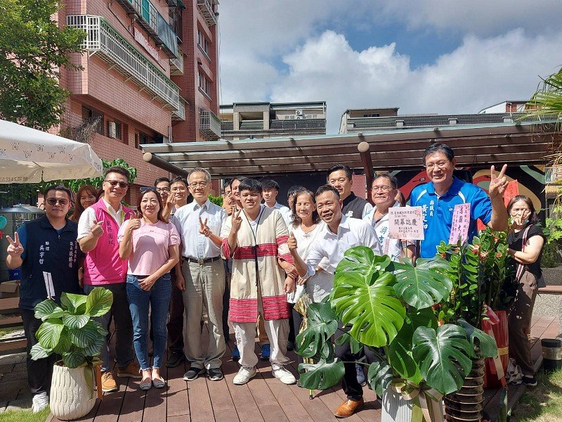 原民青年方約珥.喜浪鐵木創業,宏鎰輔導最給力