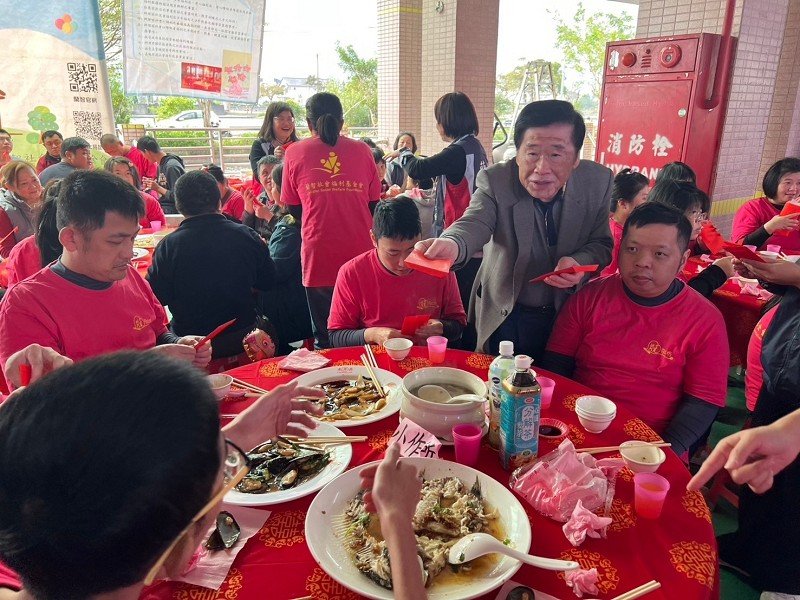 蘭智圍爐愛心滿溢