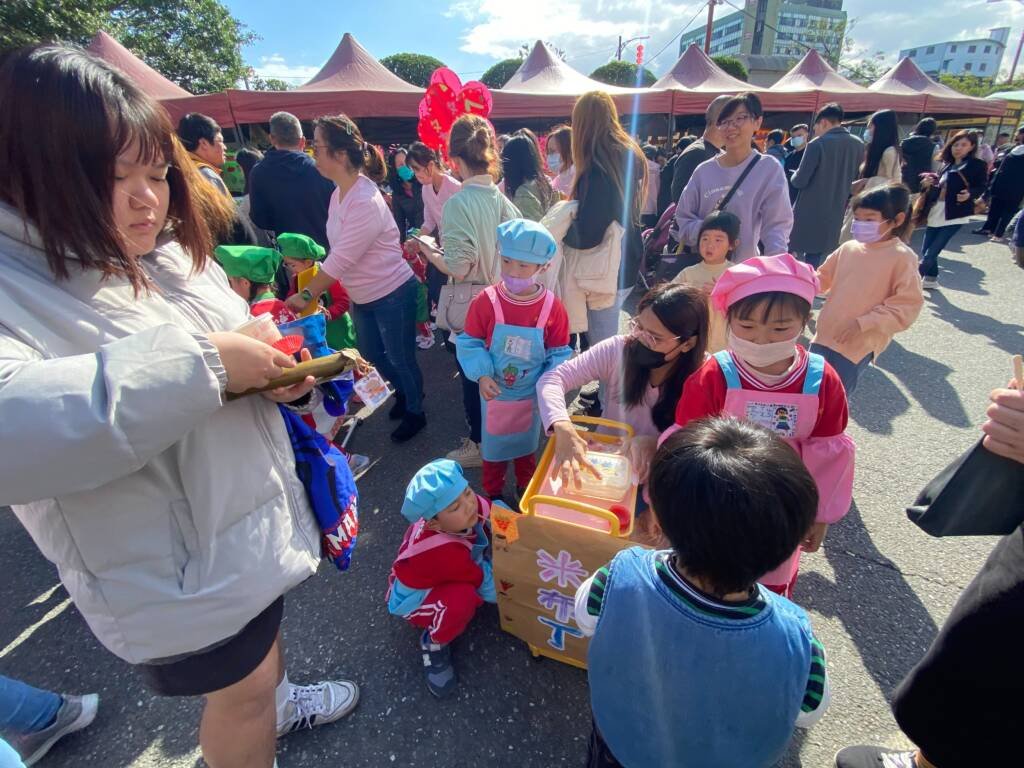 把愛傳出去~羅東鎮立幼兒園米食義賣