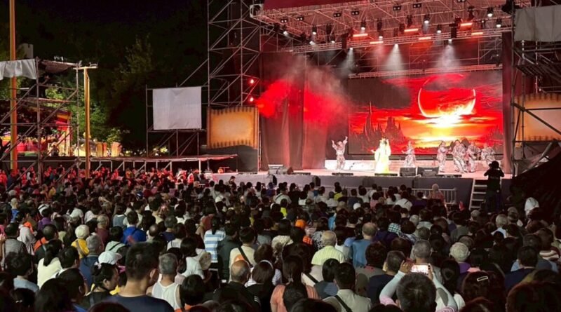 2025羅東藝穗節盛大開幕，爆滿觀眾湧入會場