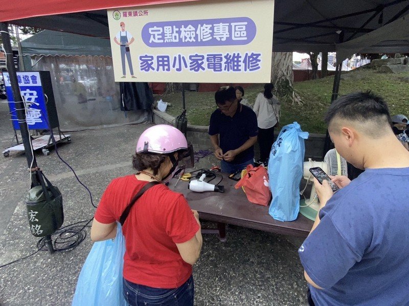 低碳綠生活-「吃在地食當季」二手巿集挖寶減碳趣