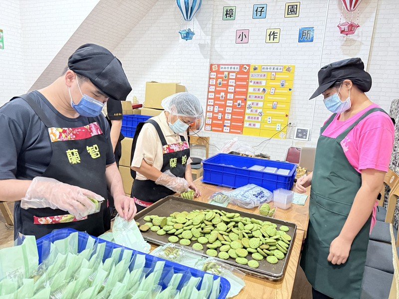 蘭智中秋月餅禮盒銷售不如預期好,籲請各界多多訂購