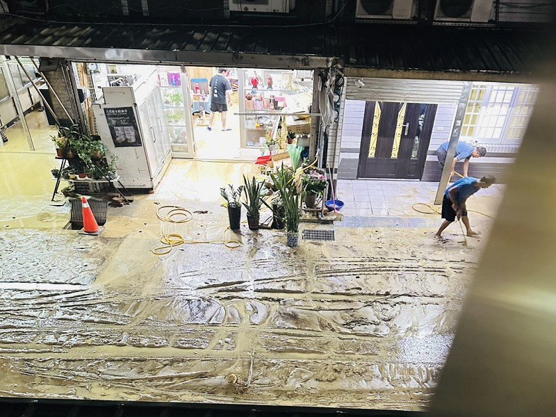 擴大補助範圍!縣議員黃琤婷:中央應將集合式住宅公設、泡水車、店家損失納入災後救助