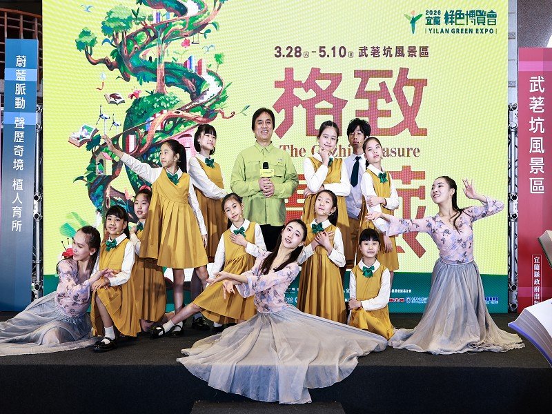 謝文德老師與哈特音樂劇團