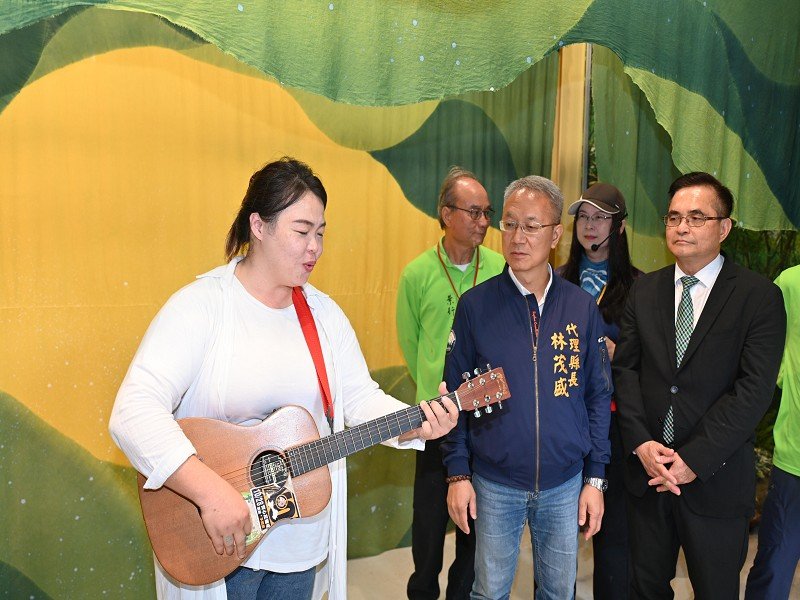 宜蘭在地歌手黃萱儀為森林館創作年輪