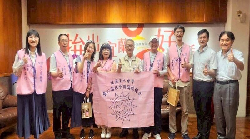 童心園關懷弱勢學童 代理縣長林茂盛接見肯定愛心善行