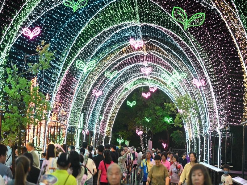 2026宜蘭情人節浪漫揭幕 268公尺光影鵲橋點亮冬山河