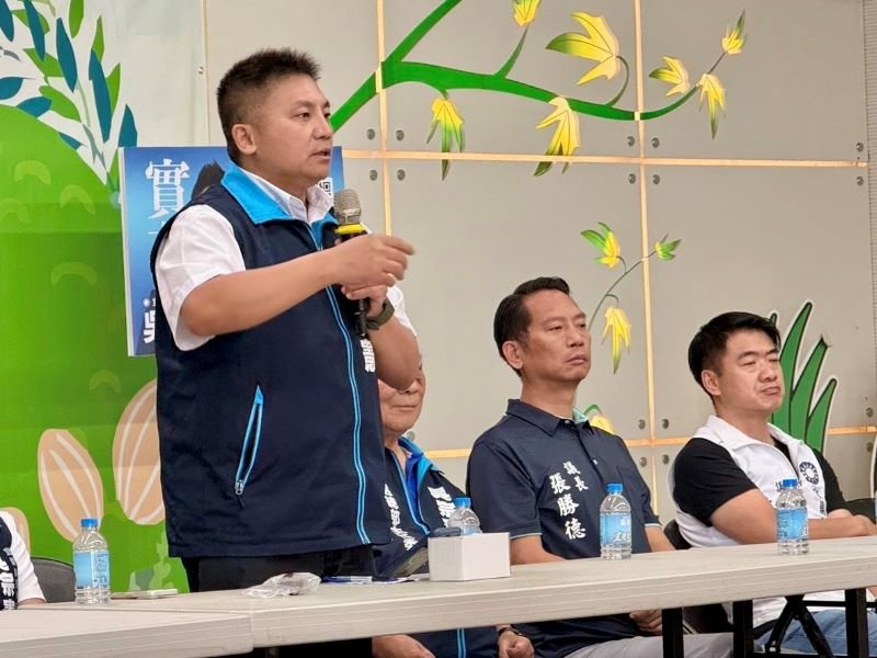 吳宗憲宜蘭市懇託會湧入逾300人　提出全縣鐵路高架願景