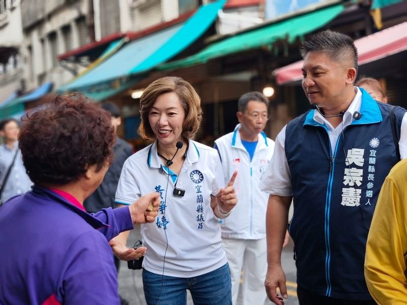 吳宗憲攜陳鴻禧走訪羅東 市場、夜市爭取支持